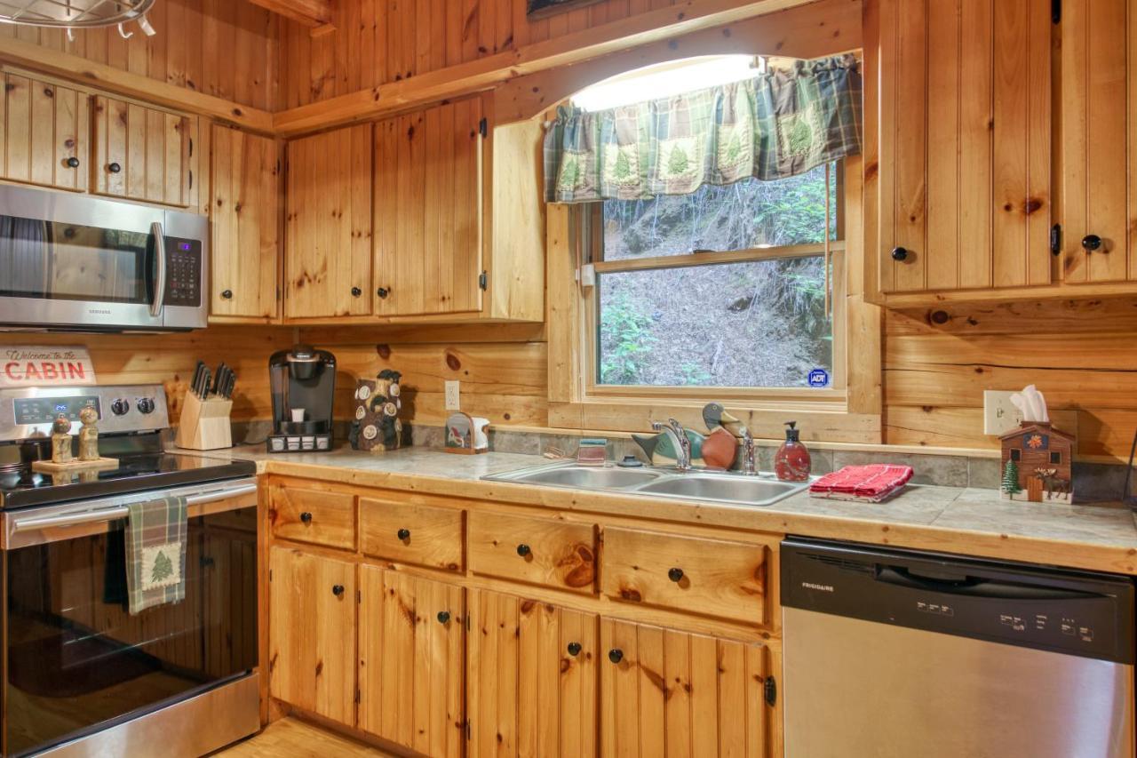 Forest Hideaway * Maggie Valley